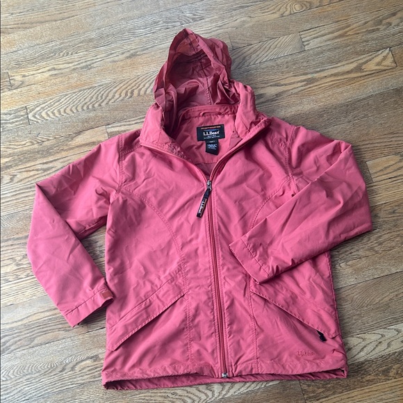 L.L. Bean Jackets & Blazers - L.L. Bean Women's Red Hooded Raincoat